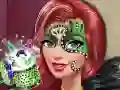 Mchezo Makeup ya mwigizaji makini Dolly online
